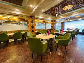 Hotel Regal Palace Srinagar Jammu and Kashmir - Image 5