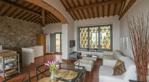 Spacious Apartment With Pool Near Lucca - Image 2