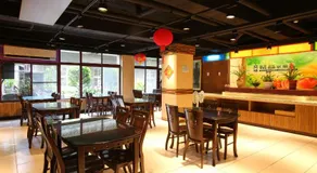 Chiayi Crown Hotel - Image 4
