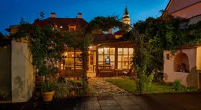 Orangerie Garden by KH - Image 5