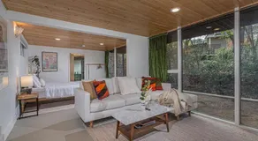 Beautiful Fully Renovated Mid-Centruy Modern Home - Image 2