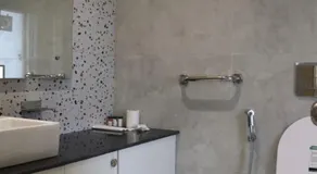 MVT Guesthouse & Restaurant - Image 2
