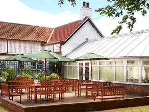 Ganton Greyhound Hotel - Image 4