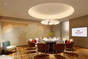 Crowne Plaza Nantong Park View - Image 3