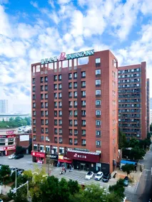Jinjiang Inn Wuhan Optical Valley Finance Habour - Image 2