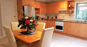 Huntington Lodge and Cottage - Image 2