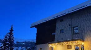 Alpine Rooms and Suites Livigno - Camana Noa - - Image 3