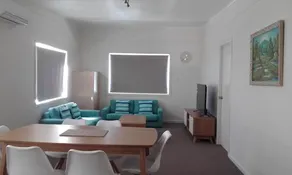 Mango Tree Motel - Image 3