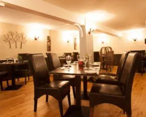 The County Hotel - Self Check-In, Ultra Fast WI-FI, Free Parking, Central Location - Image 3