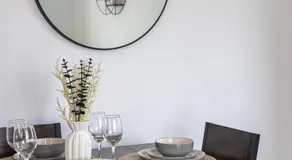 Comfortable Home Near Supermarket with Parking & Garden - Image 2
