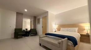 RA Suites - Image 2