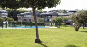 OLABIDE 2 by Smiling Rentals - Image 5