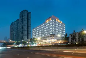 Movie Star Hotel - Image 4