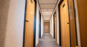 Roza Hotel - Image 2