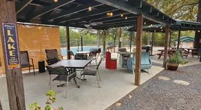 Southern Comfort Inn & Resort - Image 4