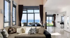 Jacuzzi Penthouse with wide Sea View in Natanya - Image 2