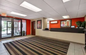 Extended Stay America Suites - Chicago - Burr Ridge - Image 2