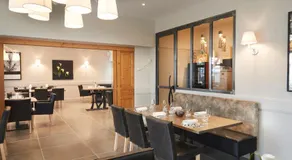 Pont du Chalon Hôtel and Restaurant - Image 2