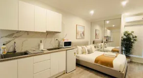 Stylish Getaway Studio Hidden in Kingsgrove - Image 2