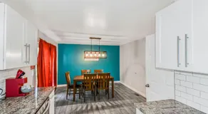 Huge family home in Centennial with five bedrooms large yard and plenty of parking - Image 5