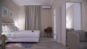 The Best Semiramis Hotel - Image 2