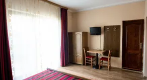 Vila Tineretului - Image 2