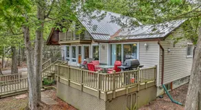 Lovely waterfront private cottage with hot tub in Kawartha Lakes - Image 5