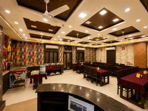 AR Excellency Hotel - Image 4