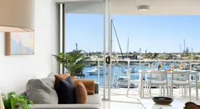 Waterfront Elegance with Pool & Jetty Access - Image 3
