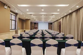 Jinxiang Hotel (Xinxiang Baolong Plaza University Town) - Image 4