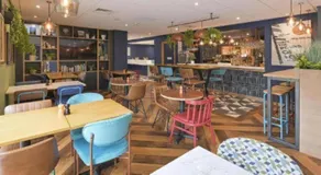 Travelodge Stansted Great Dunmow - Image 5