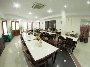 Puri Mega Hotel - Image 3