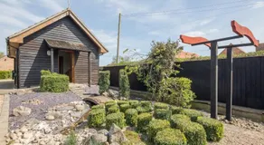 Kenilworth Garden Accomodation - Image 3