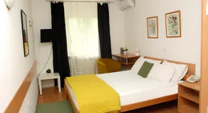 Hotel 7 - Image 5