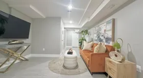 Large 4 Bedroom NYC Property - Image 3