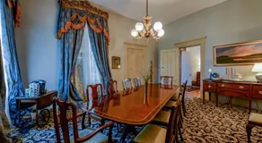 Greek Revival 8br/6.5b w/ Kitchen-35 Min to U of Alabama! - Image 5