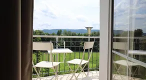 Hofgut Langenborn Wohnen auf Zeit möblierte Apartments Aschaffenburg Alzenau Frankfurt - Image 3