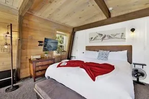 Big bear gambrel #2066 - Image 1