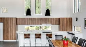 KINGS END - Maison moderne et spacieuse - Image 4