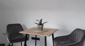 Cozy room with bathroom in a private house - Image 3