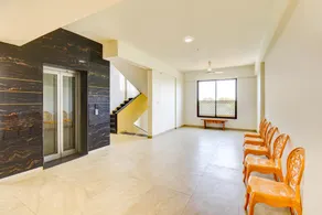 FabHotel Majestic Pearl - Image 5