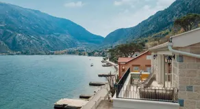 Mare Vista Kotor - Elegant Sea View Loft - Image 5