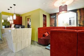 HOF Apartments - Image 5