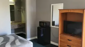 2 Double Bed Private Room 130 - Image 3