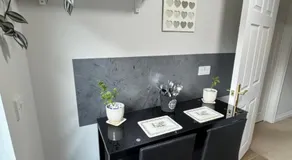 Chrysanthemum Drive stays - Image 5
