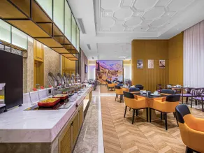 Vienna International Hotel Zhaotong Wuyue Plaza - Image 3