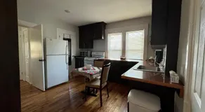 3-bedroom peaceful apartment close to Fairfield University - Image 3
