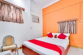 OYO Flagship 71325 Hotel Chirag And Lawn - Image 2