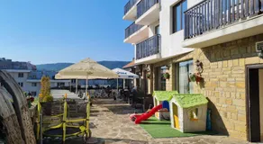 Family Hotel Bela - Image 2