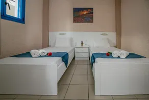 Mareva Apartments - Image 5